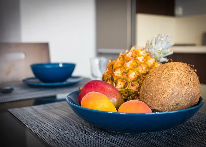 Flatguest Albareda *