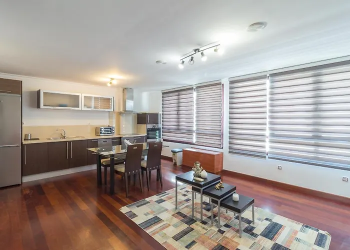 Flatguest Albareda Apartment *